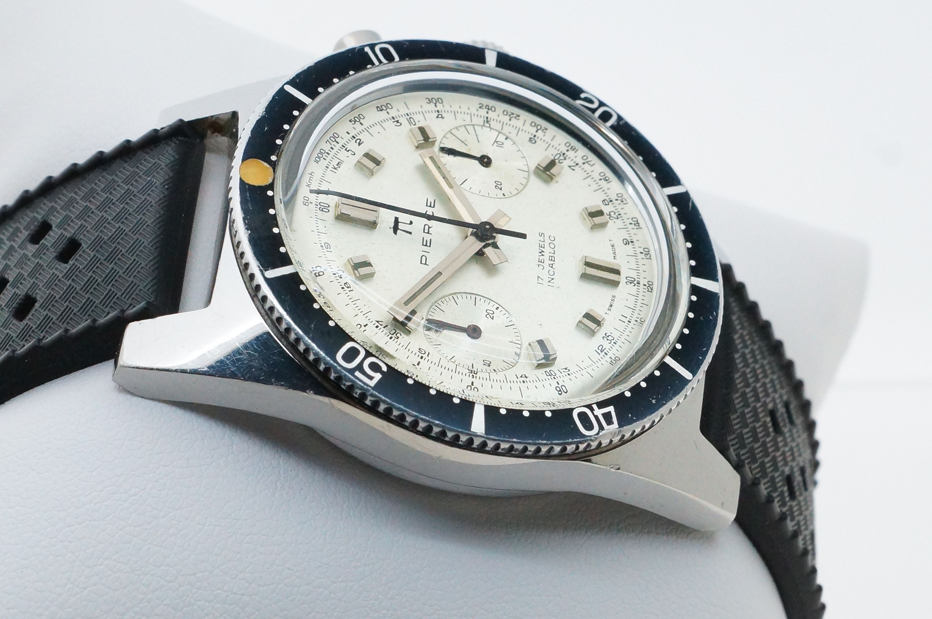 Pierce 17 Jewels 200M Taucherchronograph – Valjoux 7733