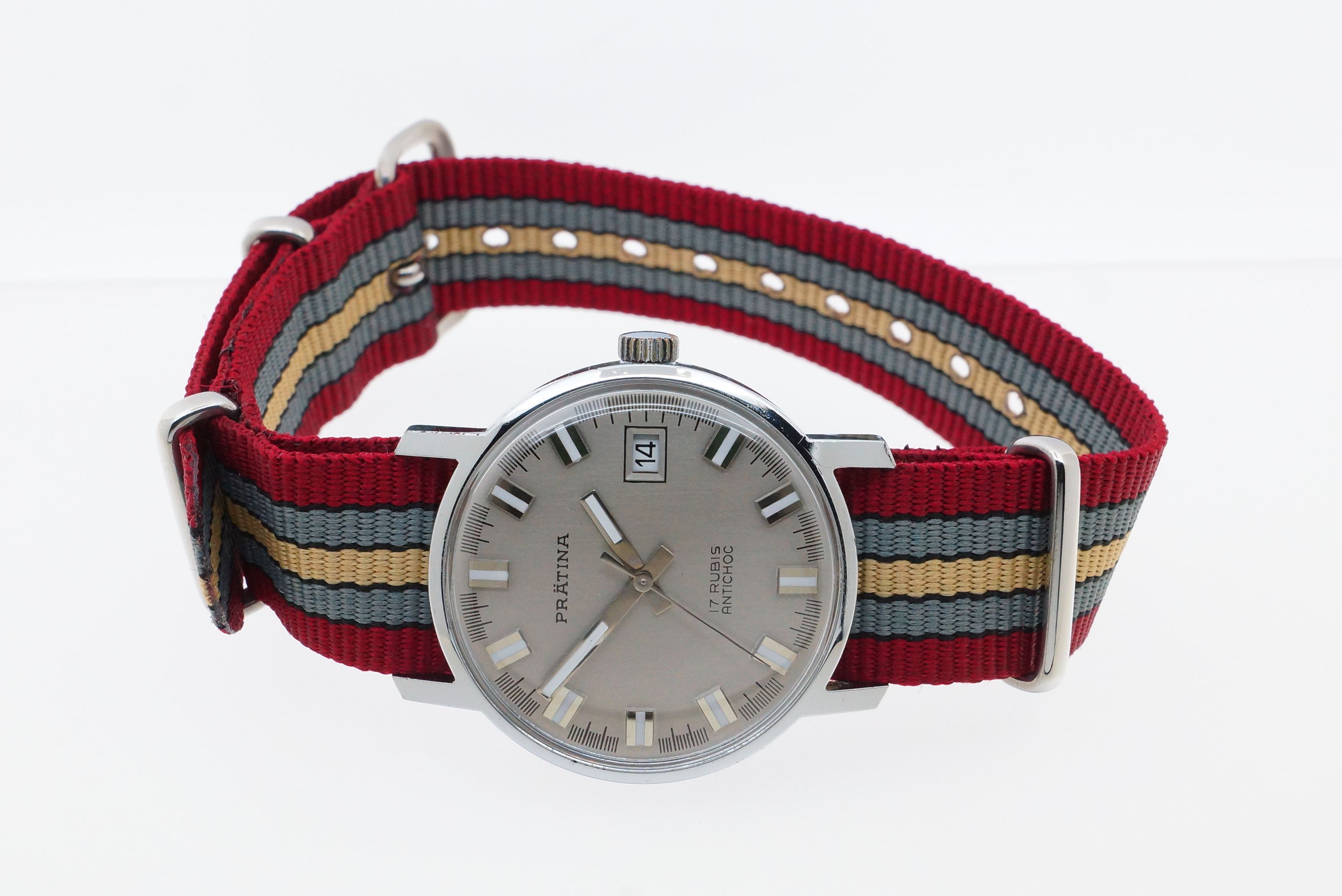 Prätina 17 Rubis – FE 140-1A