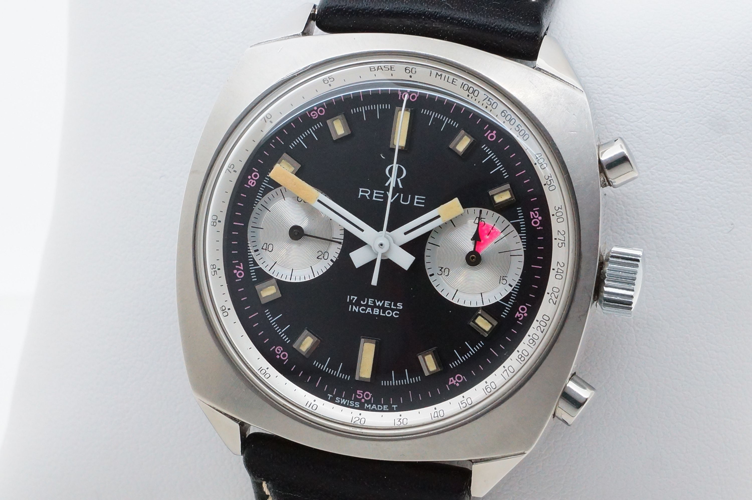 Revue Chronograph 17 Jewels – Valjoux 23