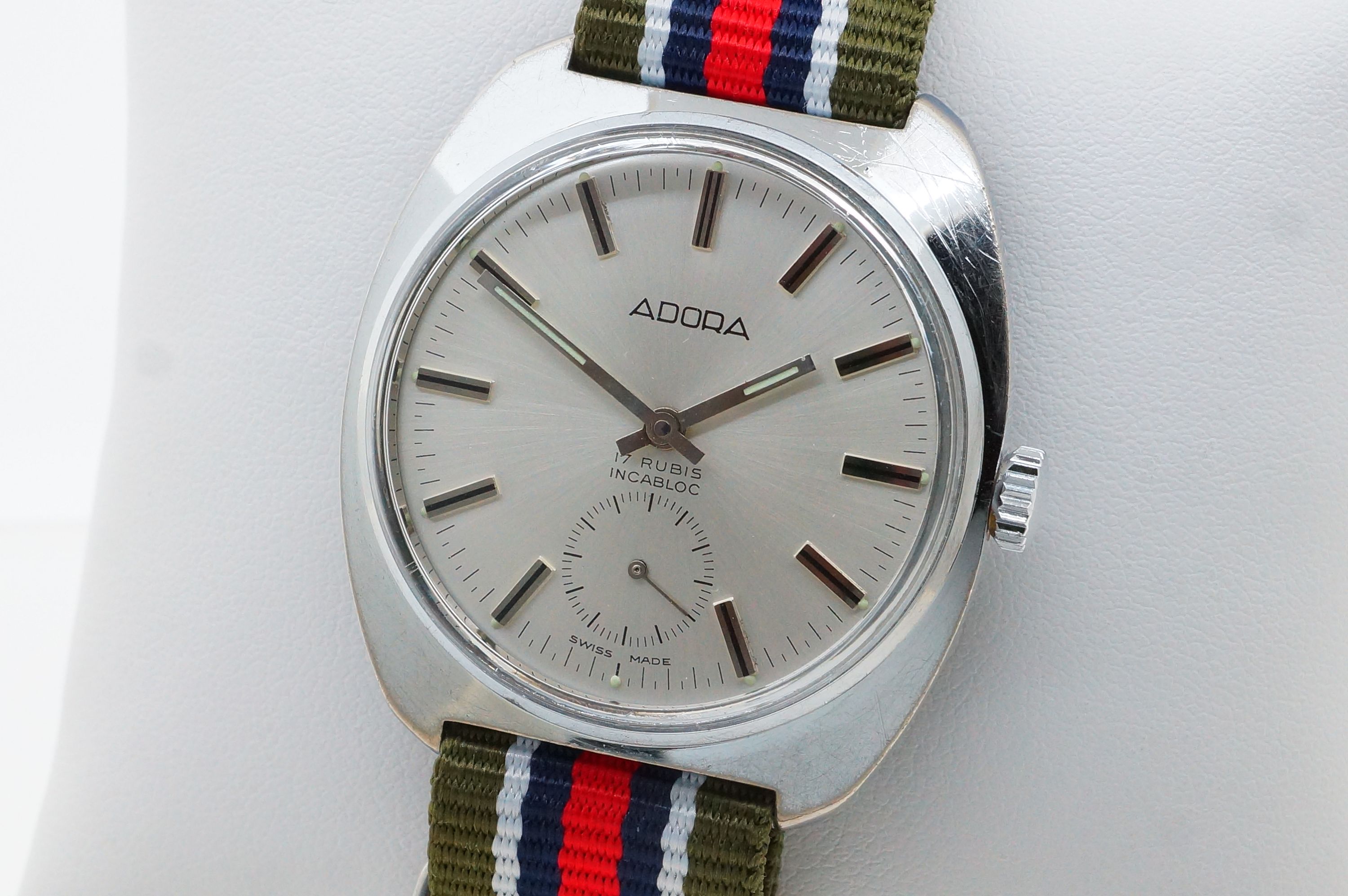 Adora 17 Rubis – Unitas 6376