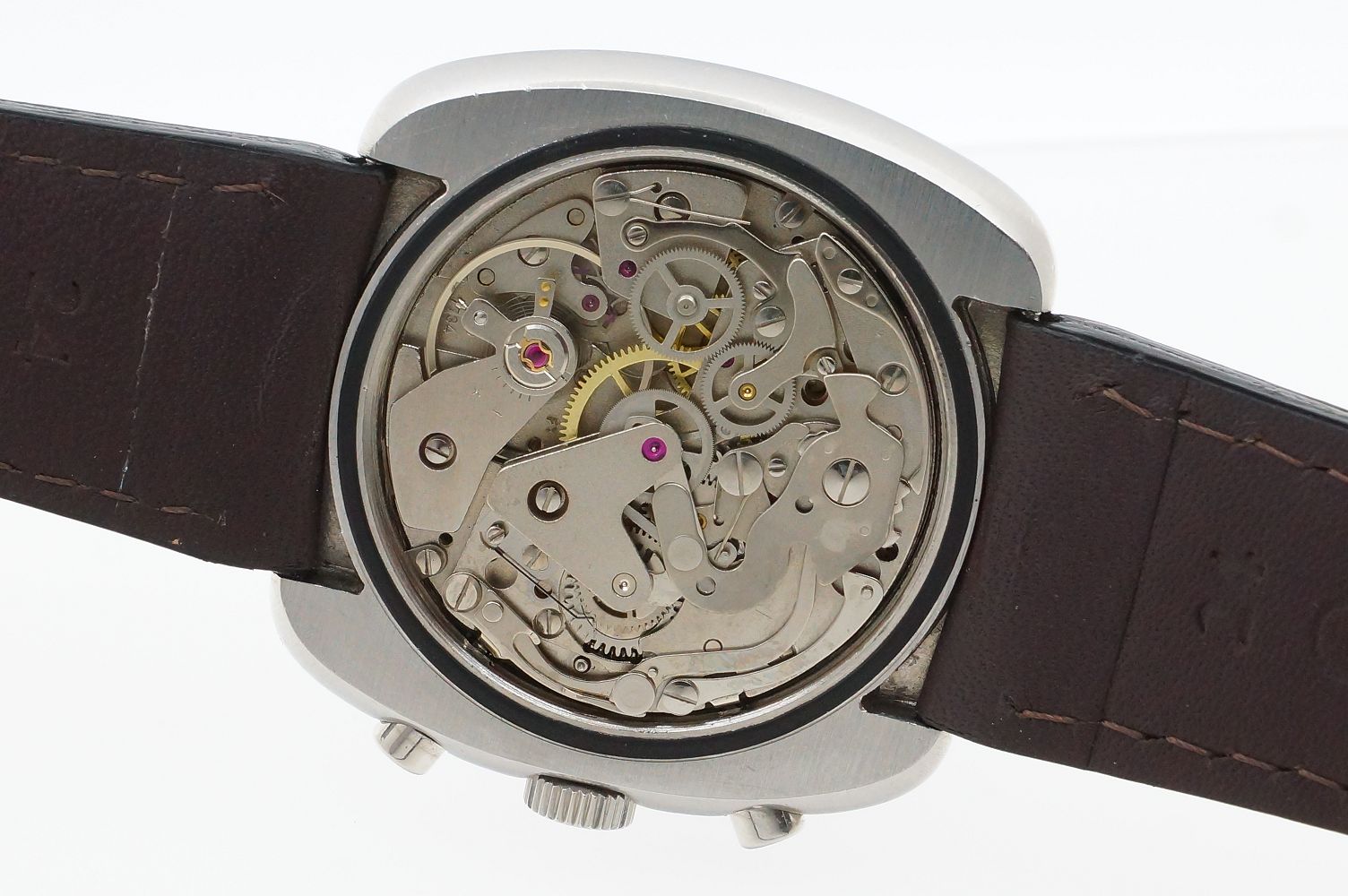 Ducado 17 Rubis Chronograph – Valjoux 7734