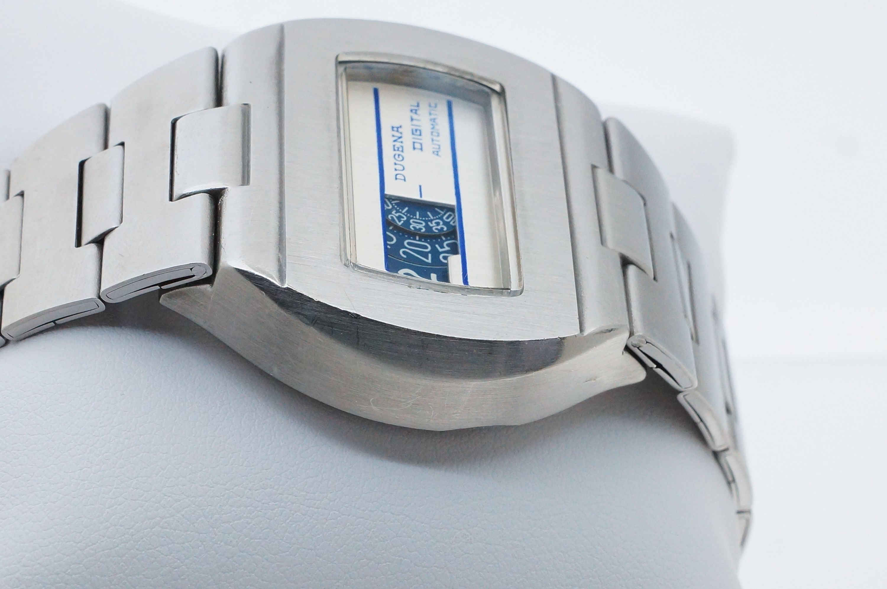 Dugena Digital Automatic Scheibenuhr – Förster 221