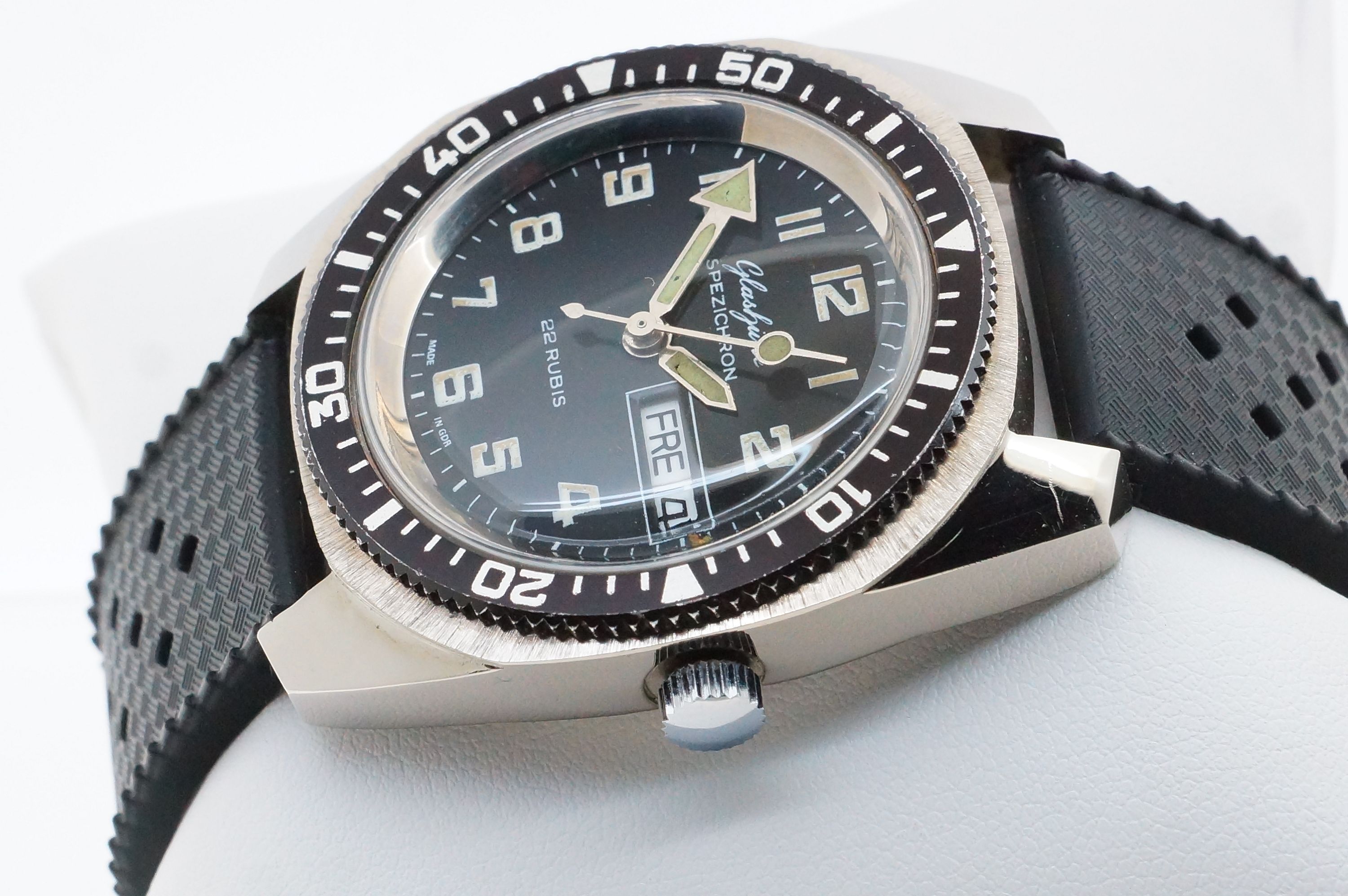 Glashütte Spezichron 22 Rubis Taucherlook – GUB 11-27