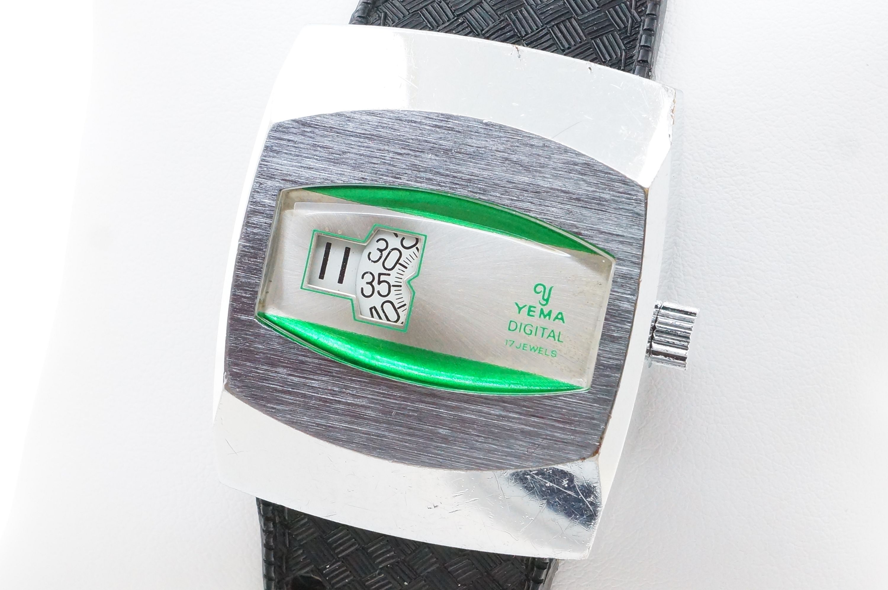 Yema Digital Scheibenuhr 17 Jewels – Lorsa 238ADI
