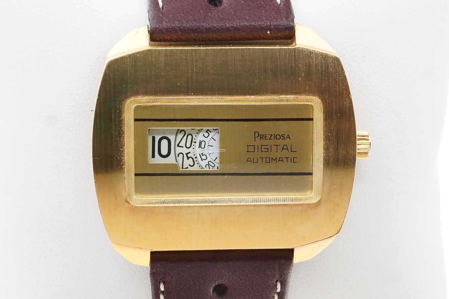 Preziosa Digital Scheibenuhr Automatic – Förster 221