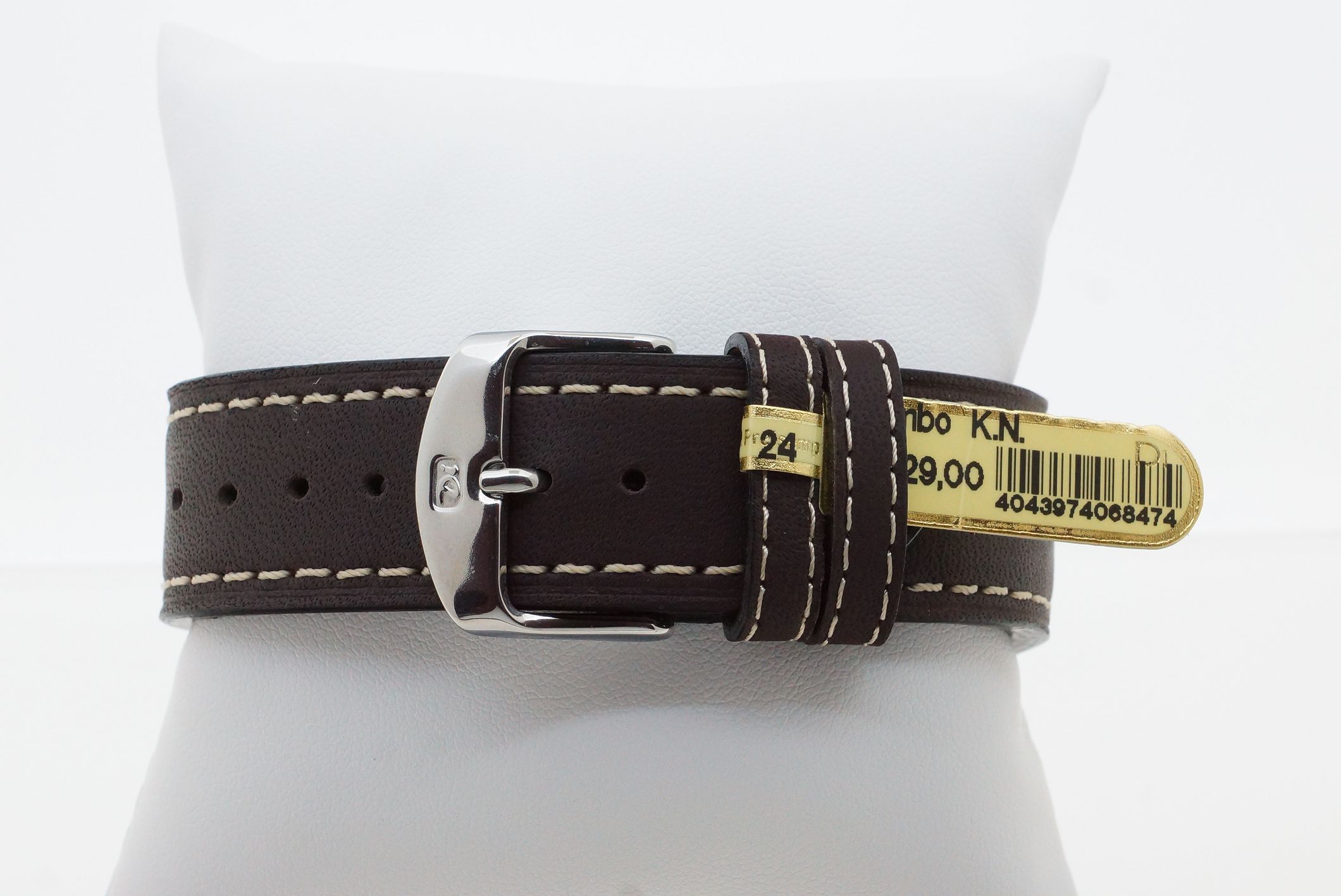 Ducado 17 Rubis Chronograph – Valjoux 7734