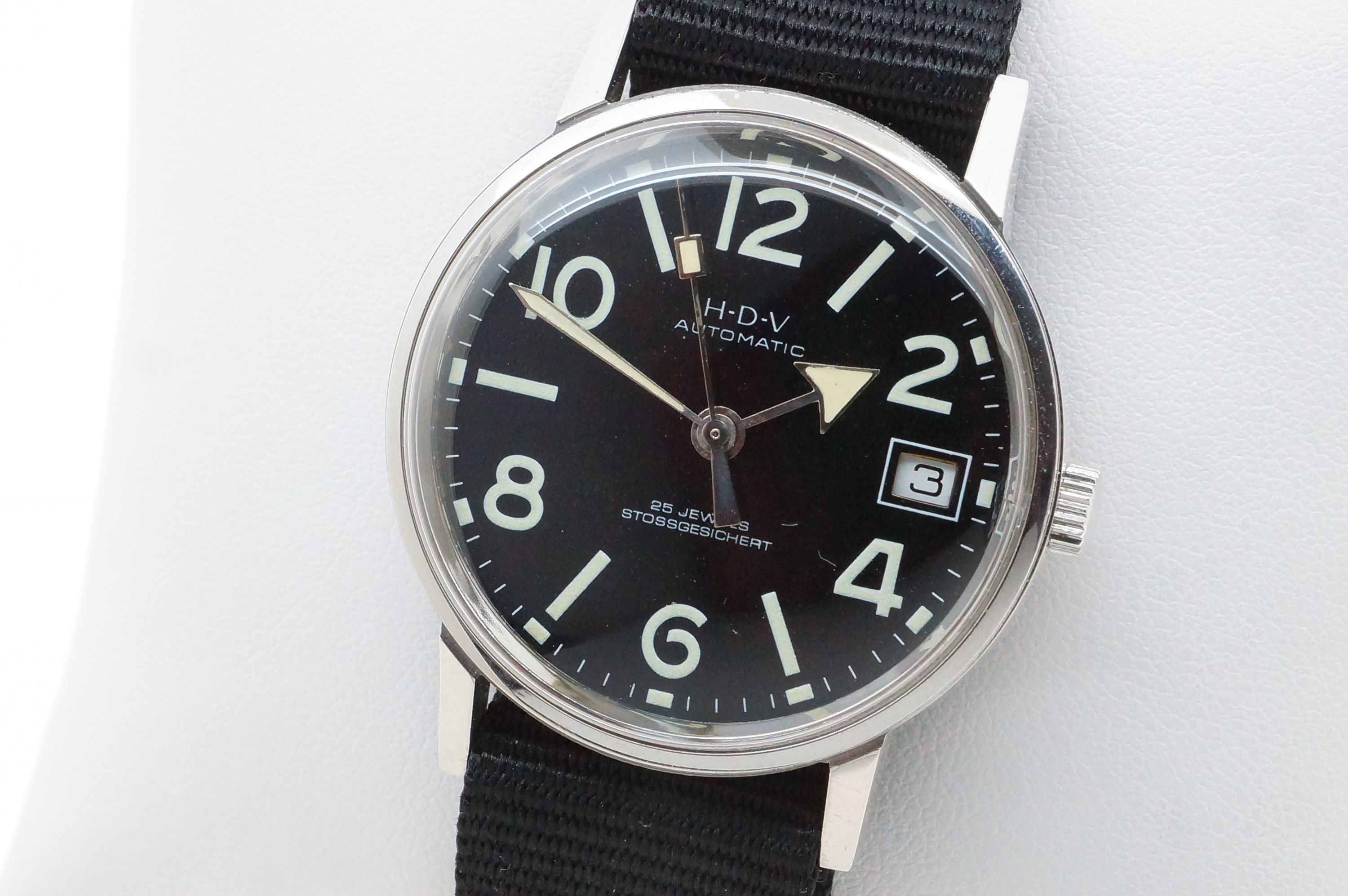 HDV Automatic 25 Jewels – ETA 2824-2