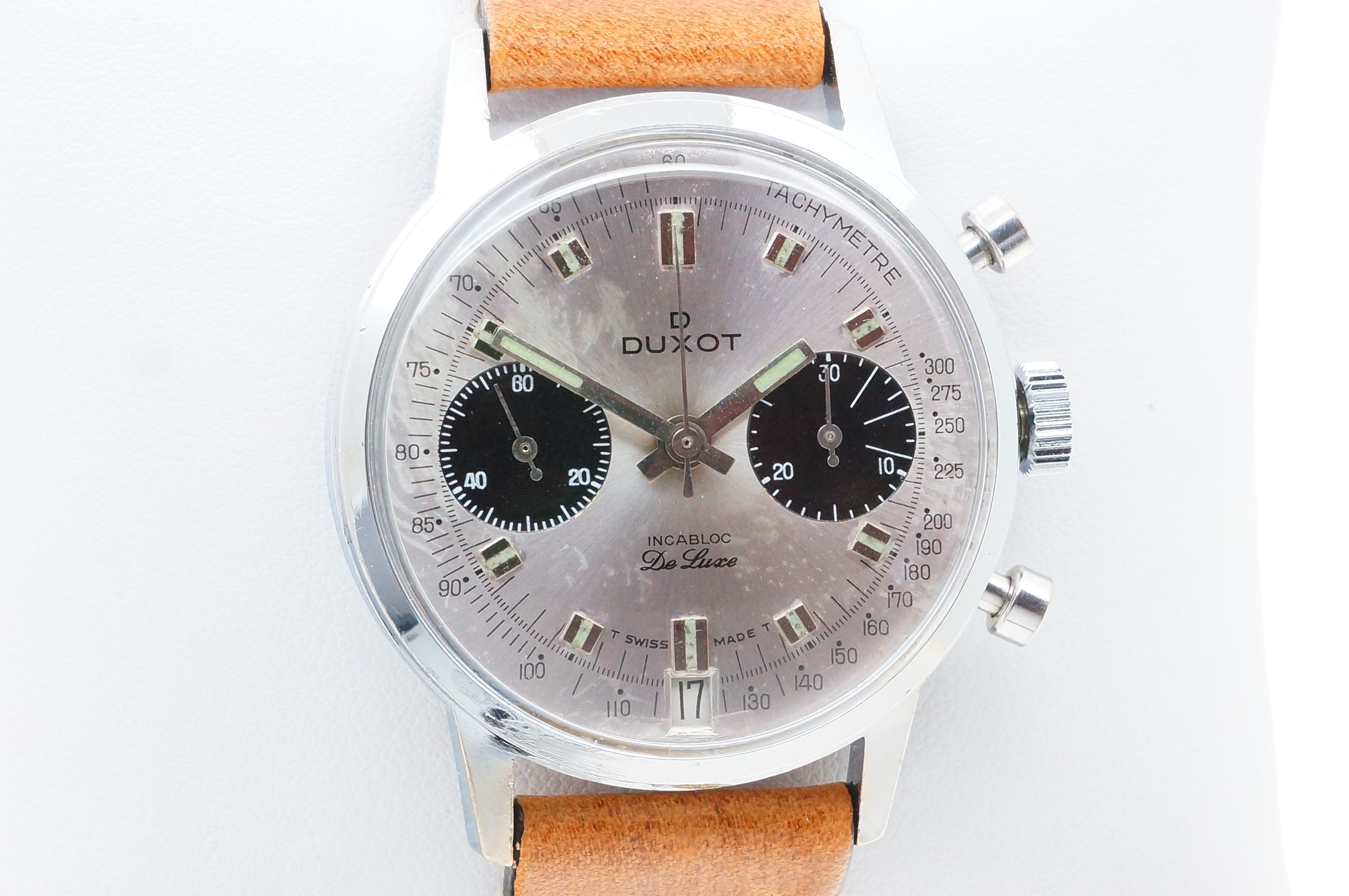 Duxot Panda Date Chronograph – Landeron 187