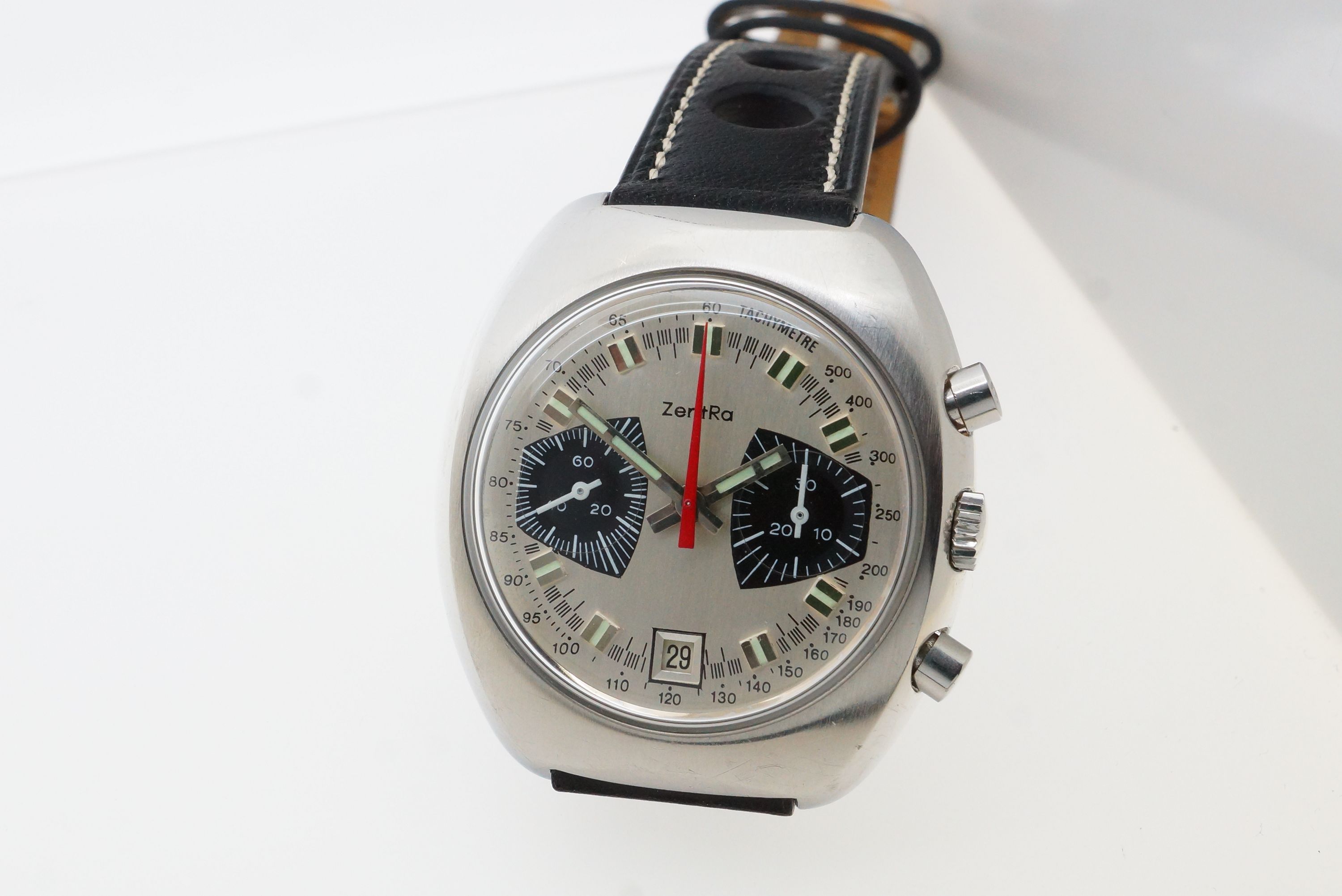 ZentRa Panda Chronograph – Valjoux 7734