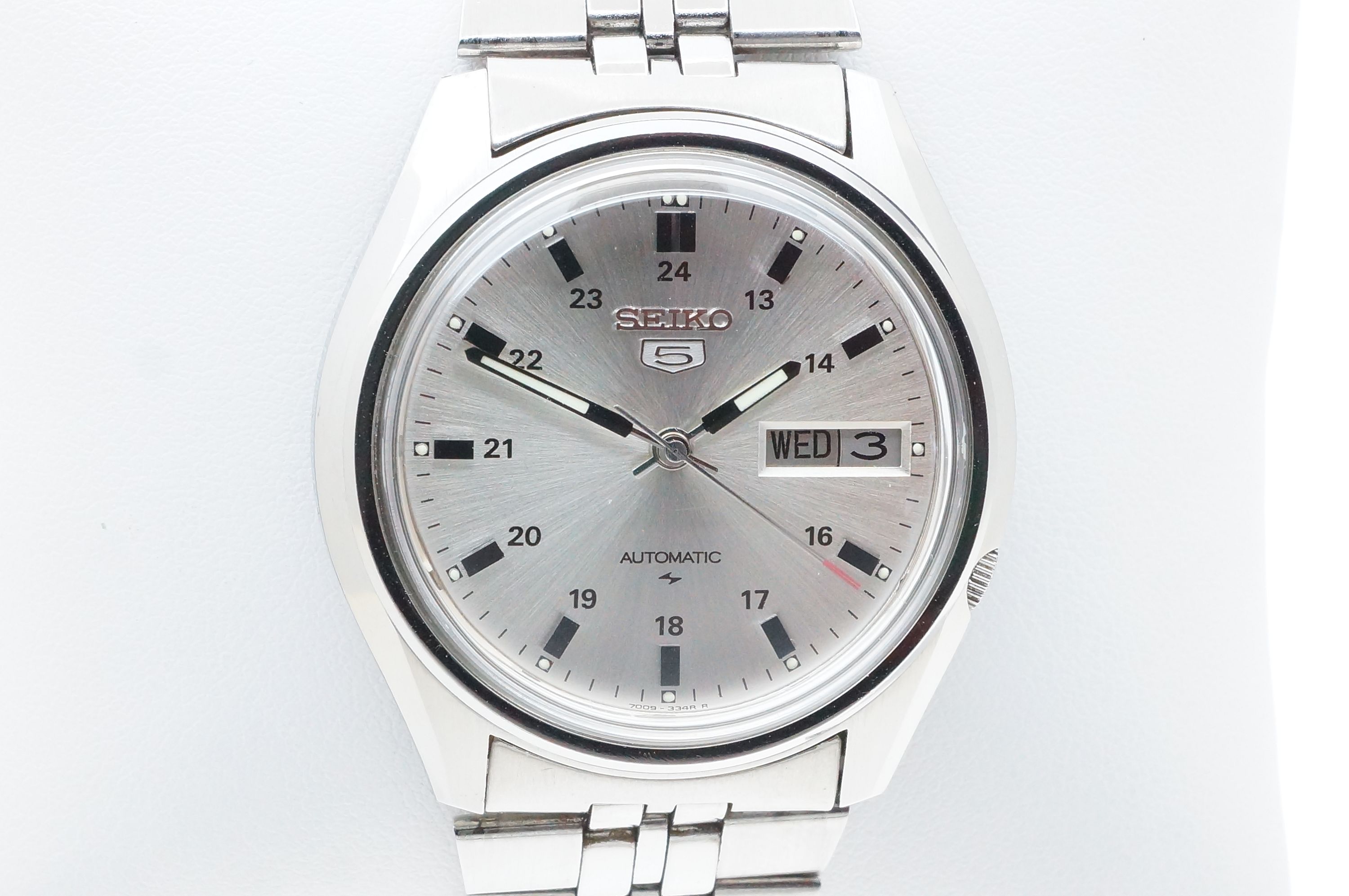 Seiko 5 Automatic 7009 4040 Kaliber 7009A Herrenuhr 80er