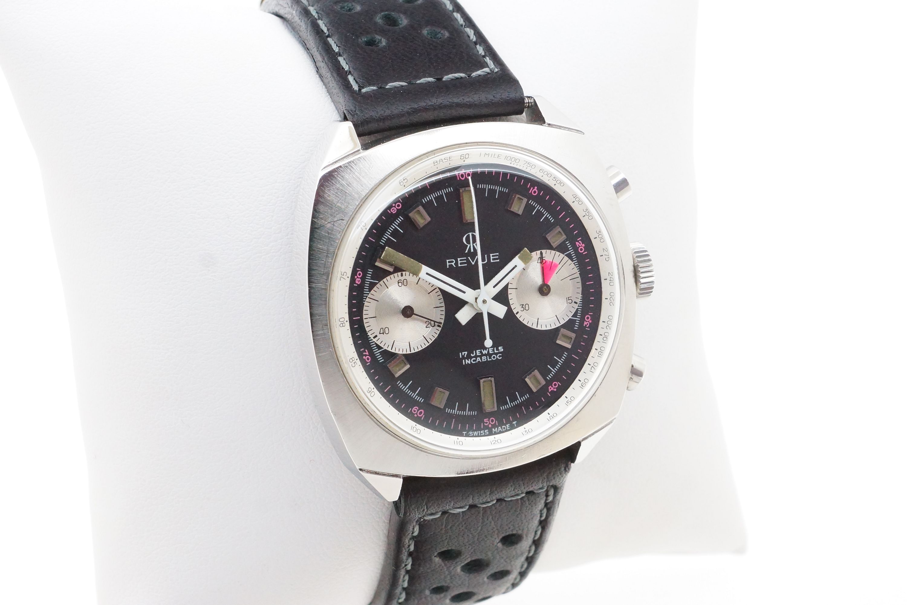 Revue Chronograph 17 Jewels – Valjoux 23 REVISION