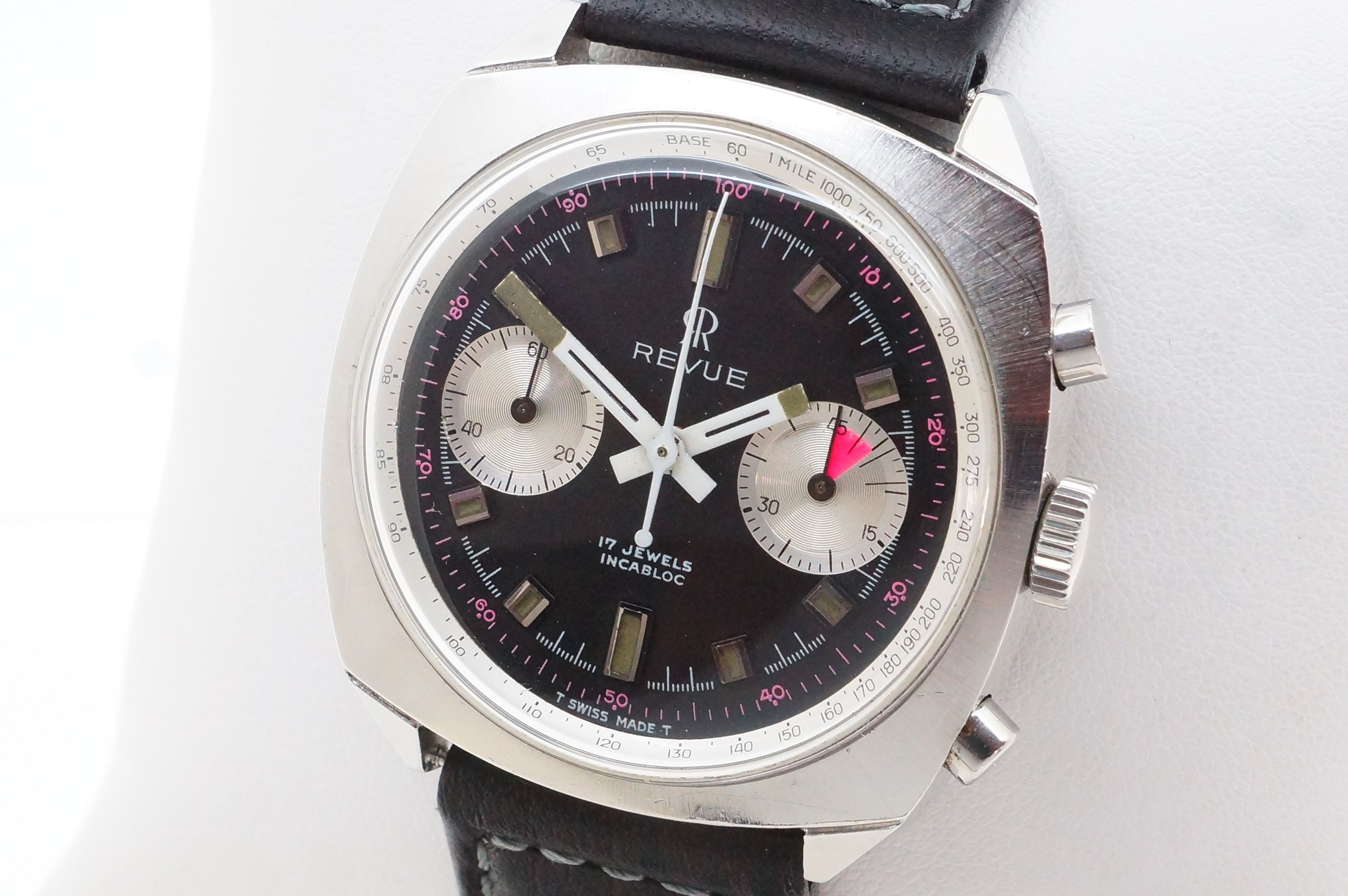 Revue Chronograph 17 Jewels – Valjoux 23 REVISION